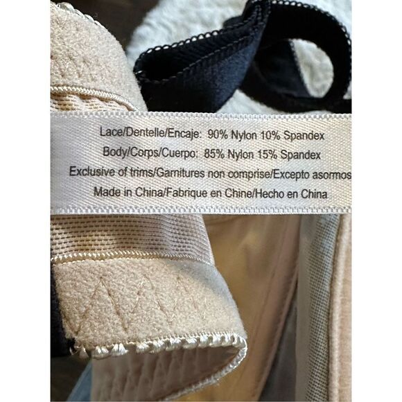 ADORE ME 44D Black Lace Bra - Picture 10 of 11